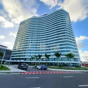 https://novissimo-flat-parque-do-cais.portodegalinhashotels.com